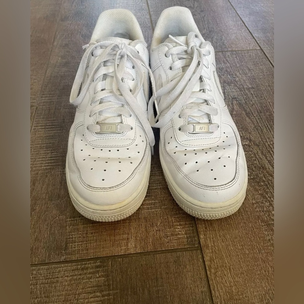 White air force 1’s
